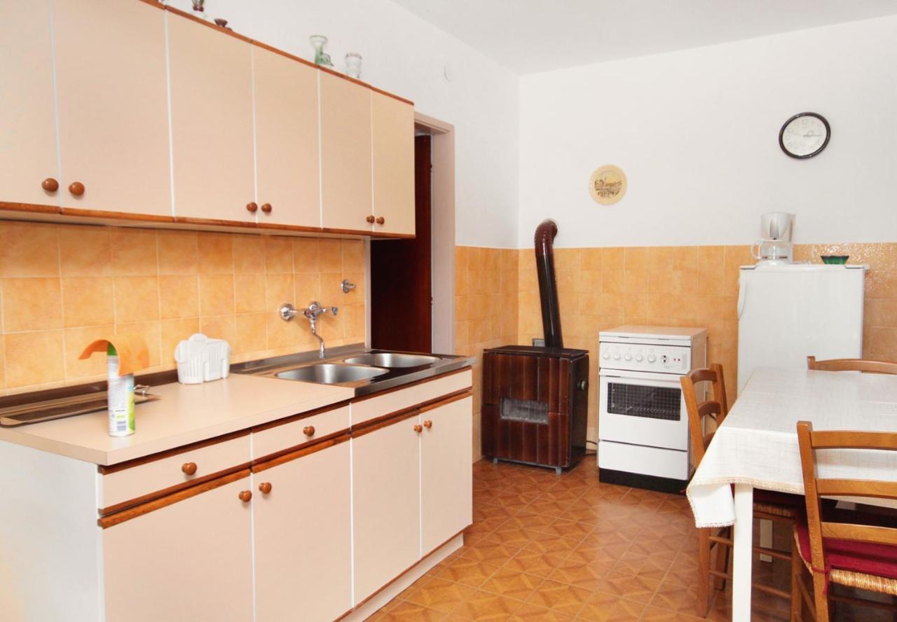 Apartments With A Parking Space Novi Vinodolski - 2423 المظهر الخارجي الصورة